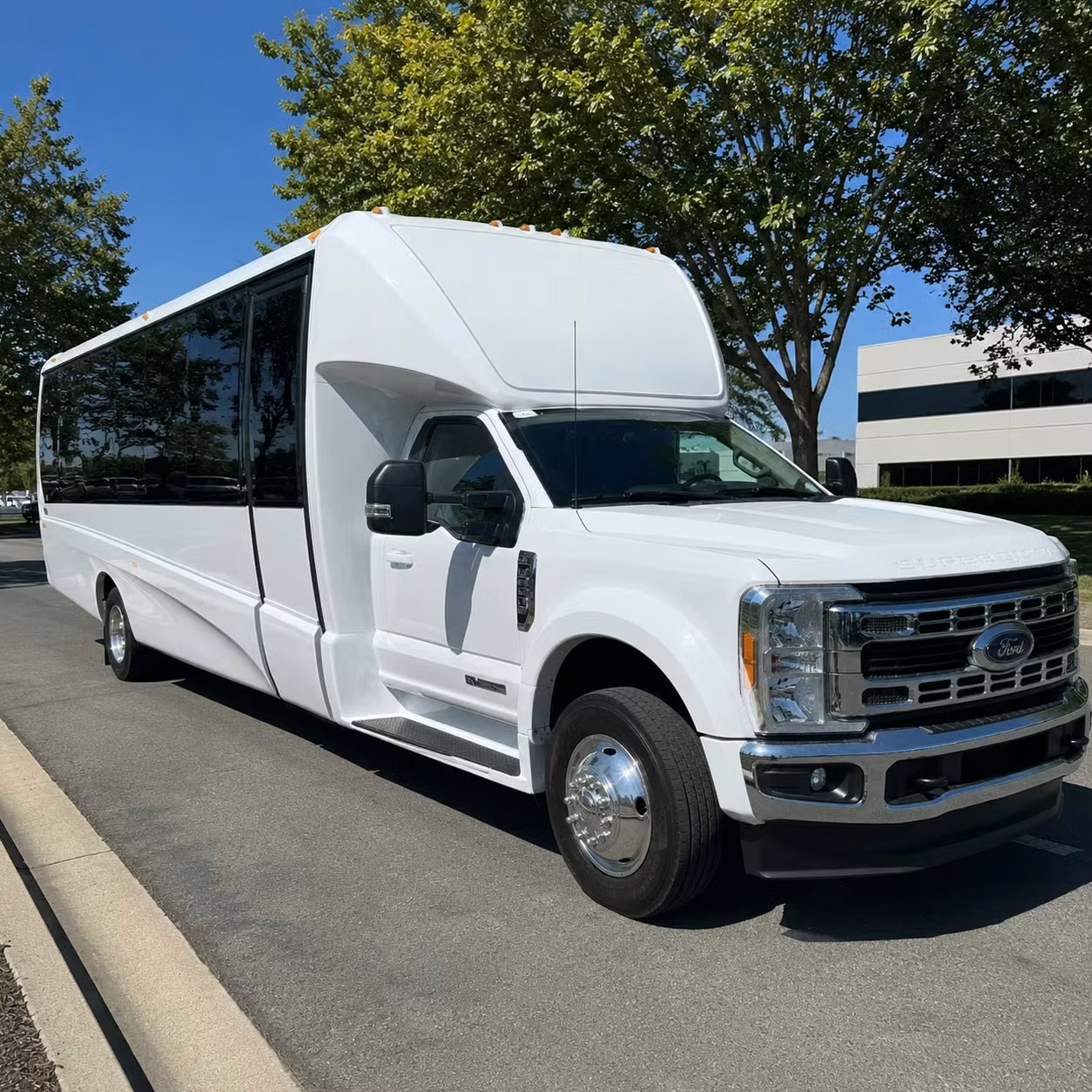 15 passenger minibus