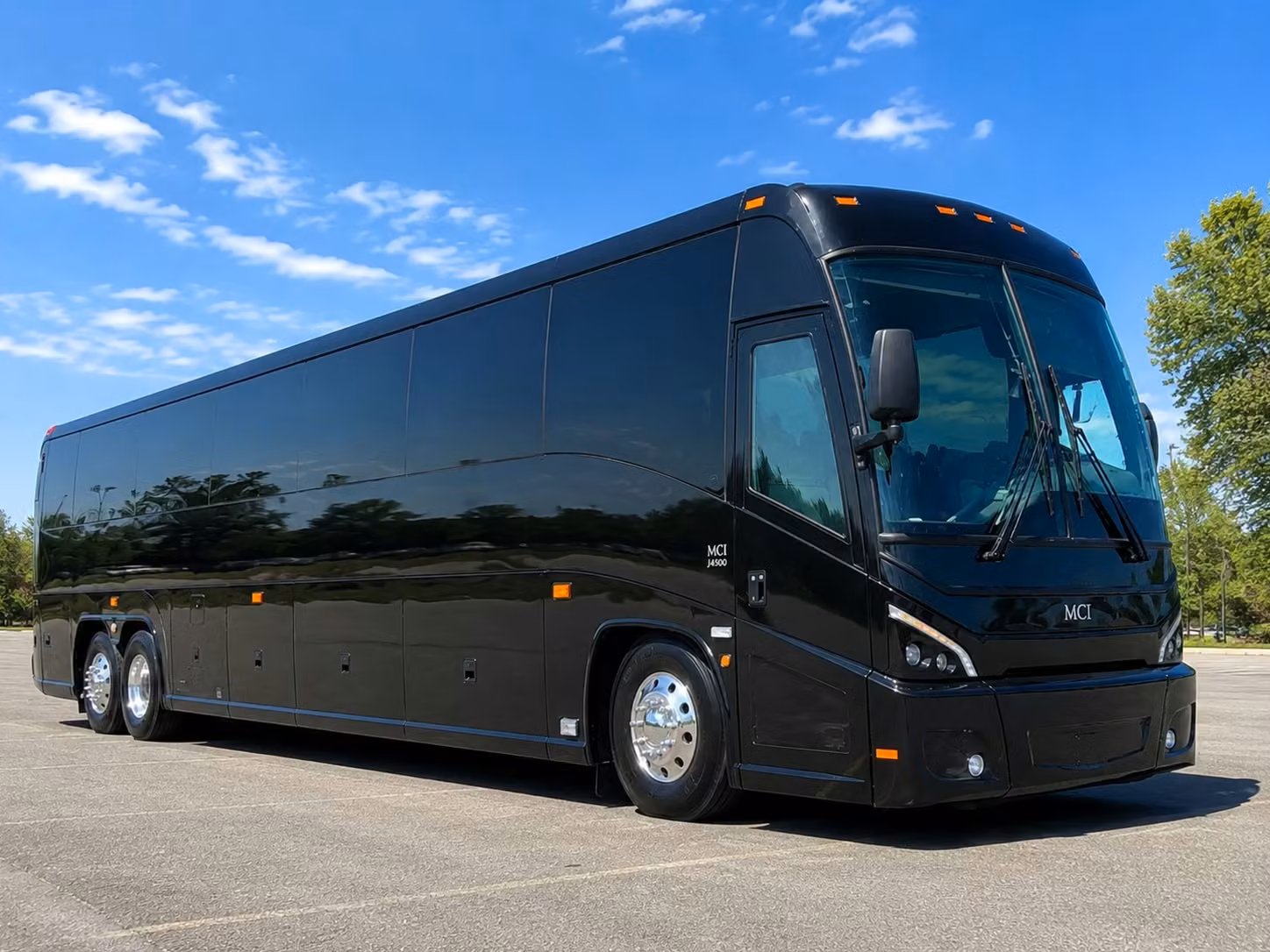 charter buses to henry doorly zoo and aquarium omaha s most popular field trip destination