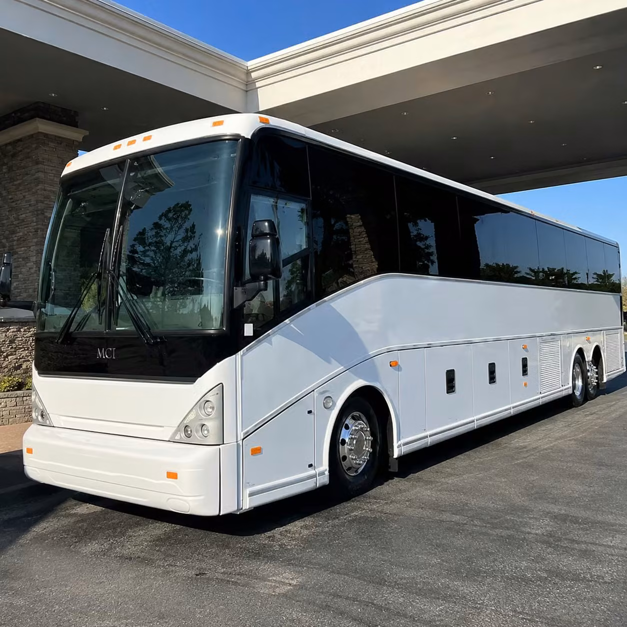 corporate airport shuttle services in omaha nebraska