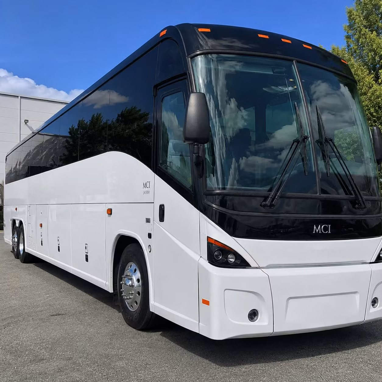 daily commuter shuttle services for omaha s busiest employment corridors