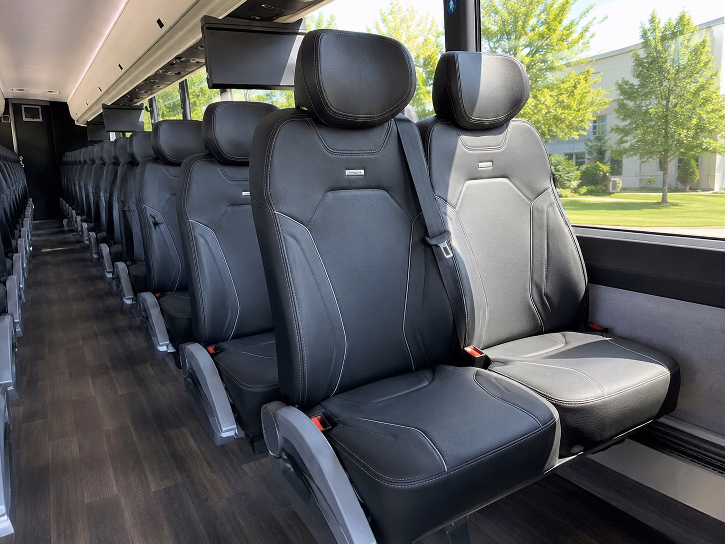 how the bus type you choose changes charter bus prices in omaha nebraska