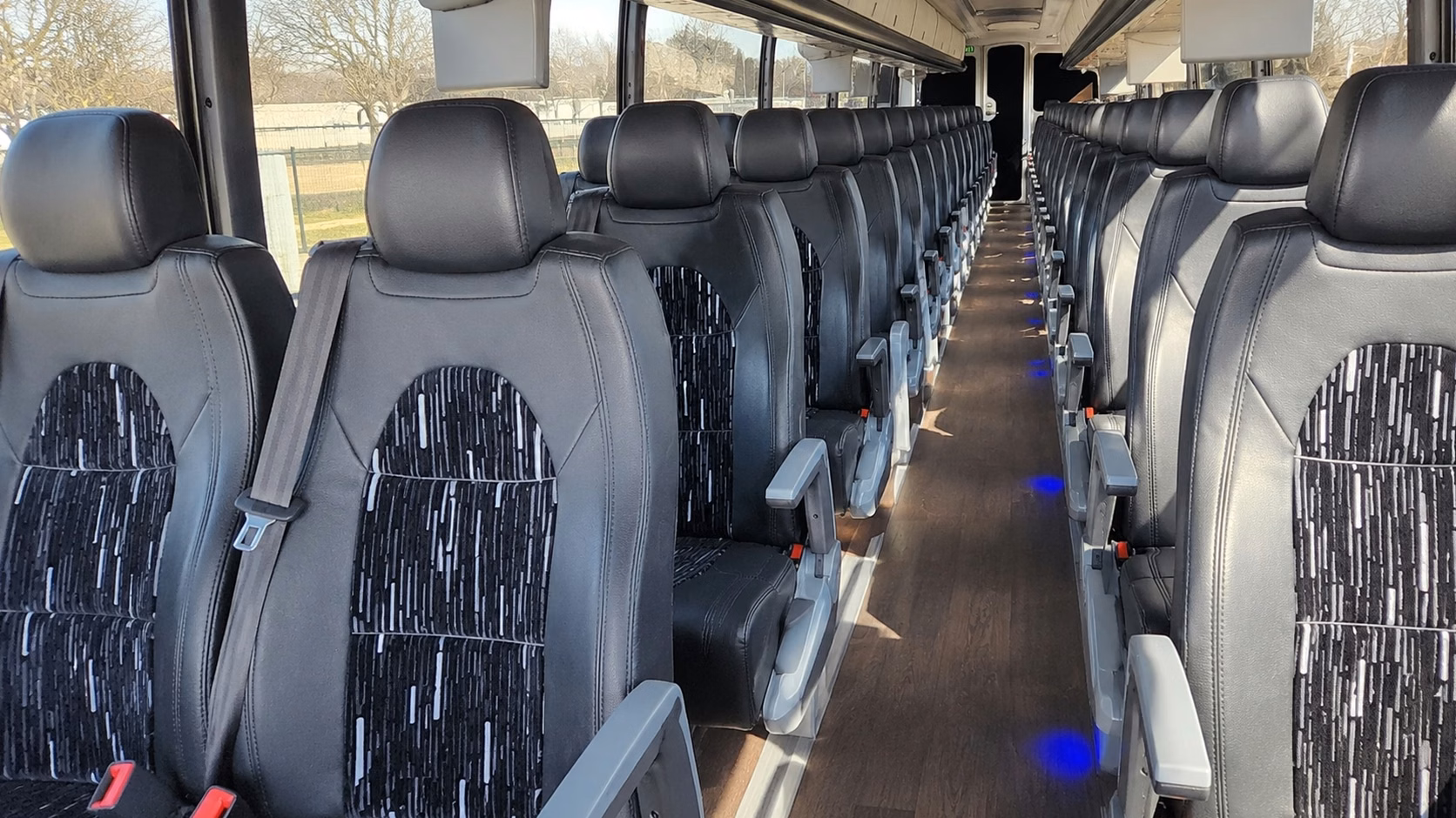 instant online bus rental quotes in omaha