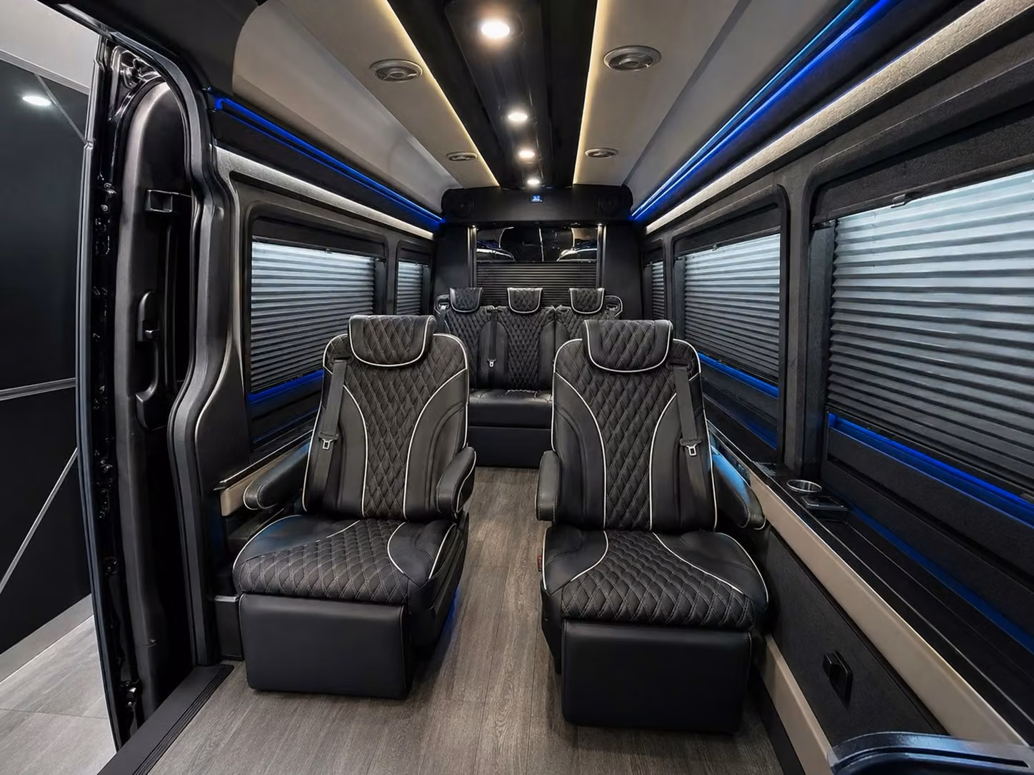 omaha airport transportation for sports teams fans and group events