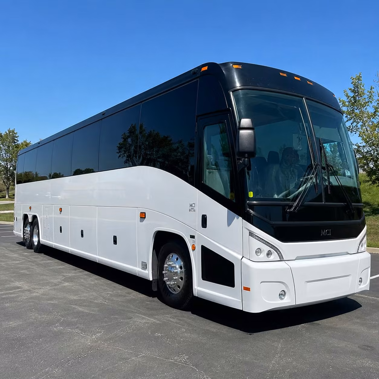 wedding guest airport shuttles in the omaha metro area